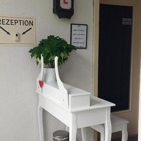 Hotel Belp Bern Airport Free Parking ภายนอก รูปภาพ